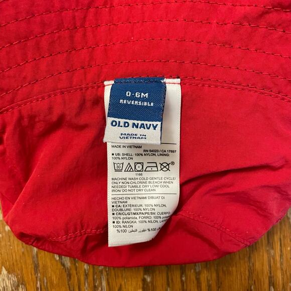 Old Navy Bucket Hat Reversible Navy Blue Red Summer Memorial Day 4th of July 0-6 - Picture 6 of 6